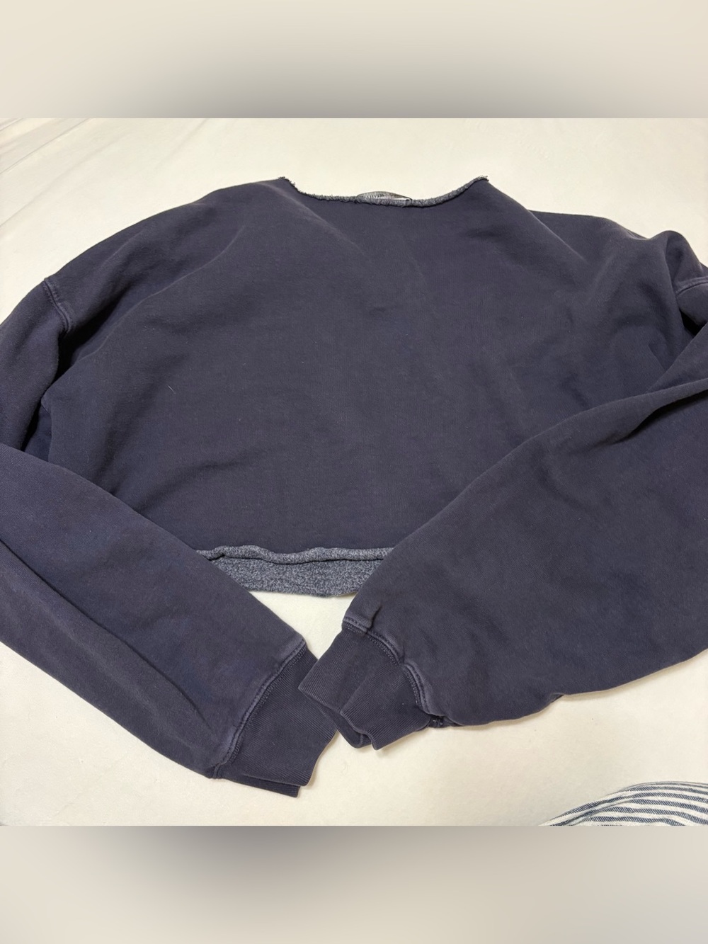 Brandy Melville Cropped sweater shirt - dark blue